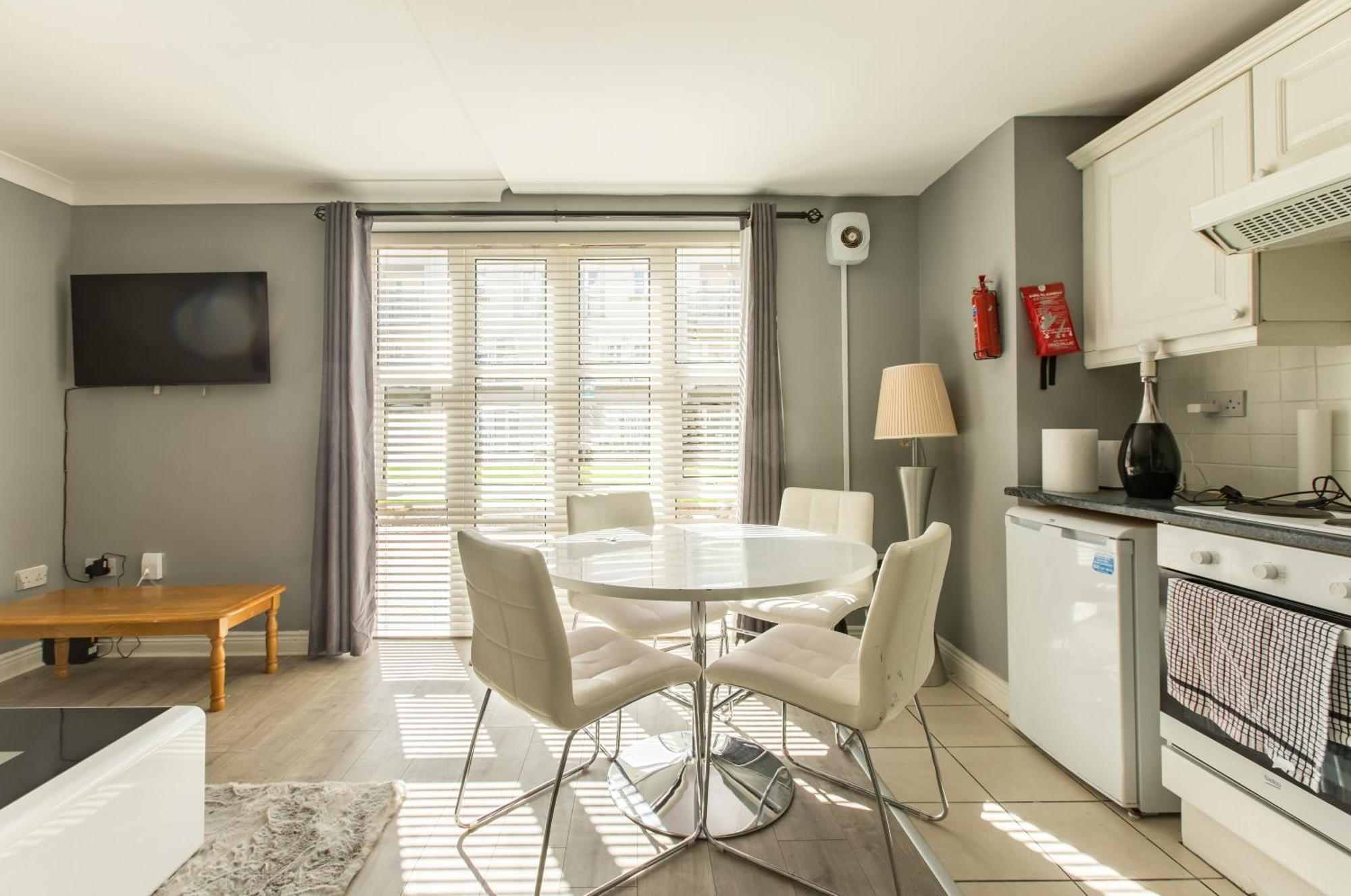 Modern Elegant Central Apt With Parking 都柏林 外观 照片